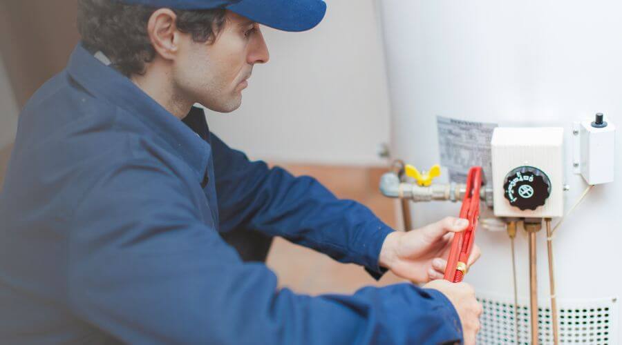 Professional expert plumbing services in Frost, TX